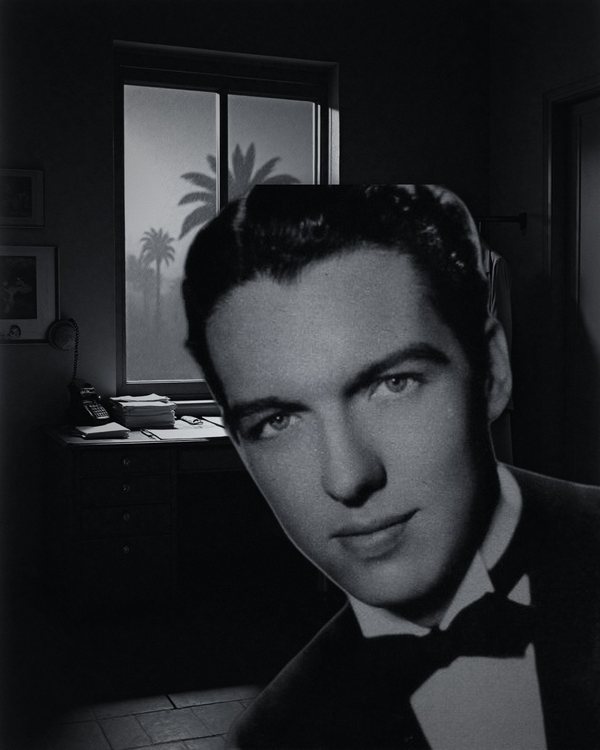 Bob Bailey in a Los Angeles detective's office at night